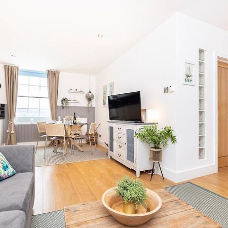 Little Gem Apartment Swanage Bagian luar foto
