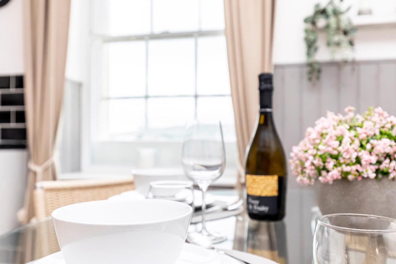 Little Gem Apartment Swanage Bagian luar foto