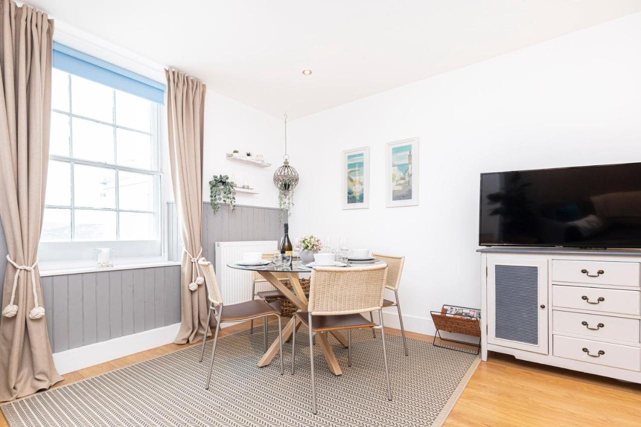 Little Gem Apartment Swanage Bagian luar foto