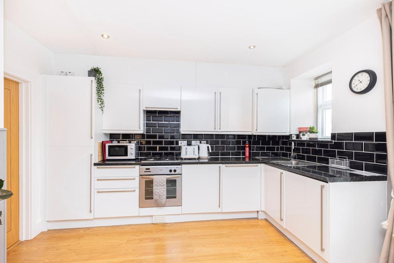 Little Gem Apartment Swanage Bagian luar foto