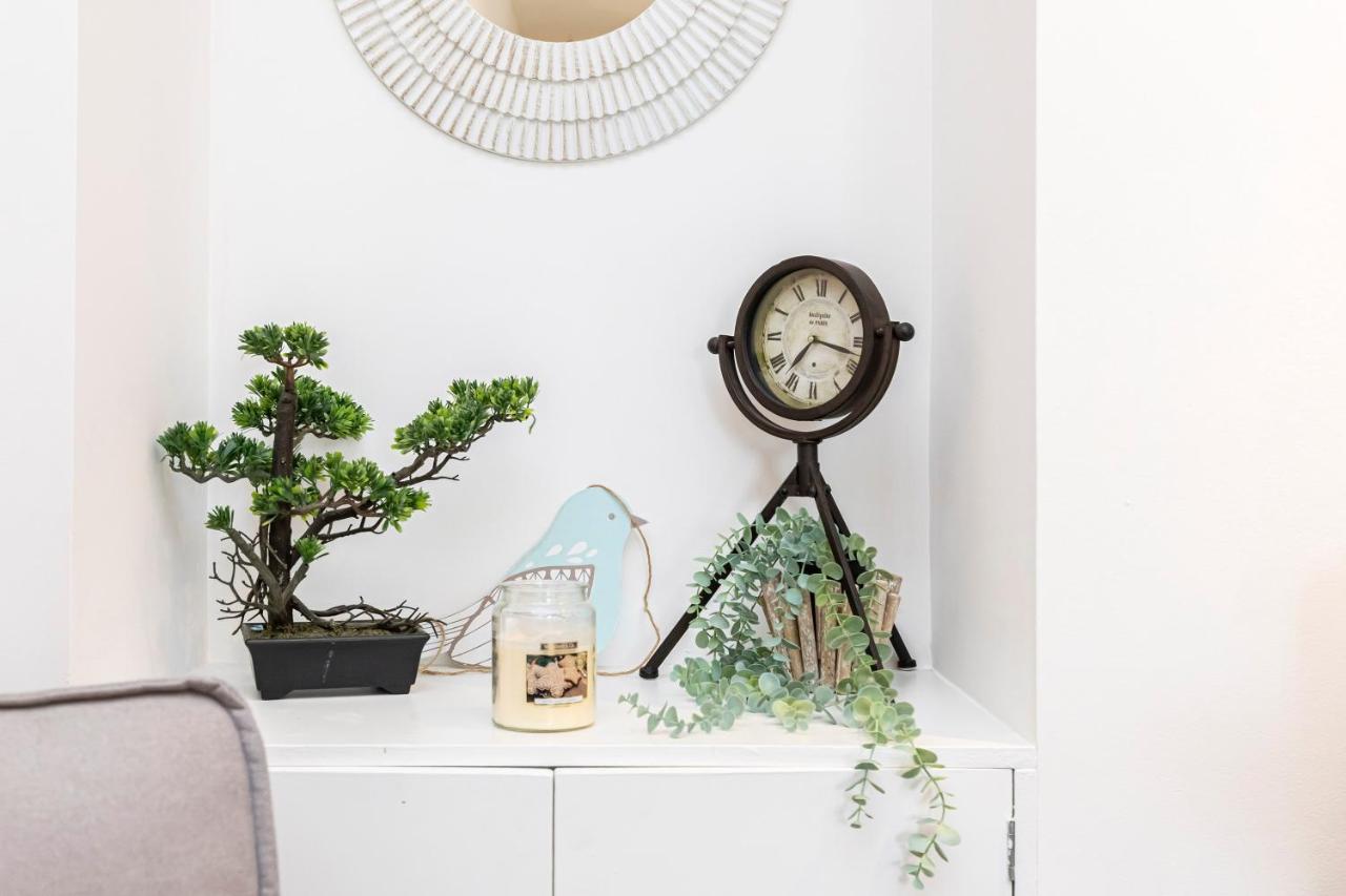 Little Gem Apartment Swanage Bagian luar foto